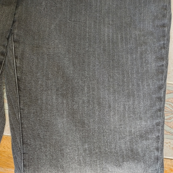 Chaps Denim Charcoal Wash Pin Striped High Rise Straight Leg Plus Size 16 Jeans - Picture 6 of 11